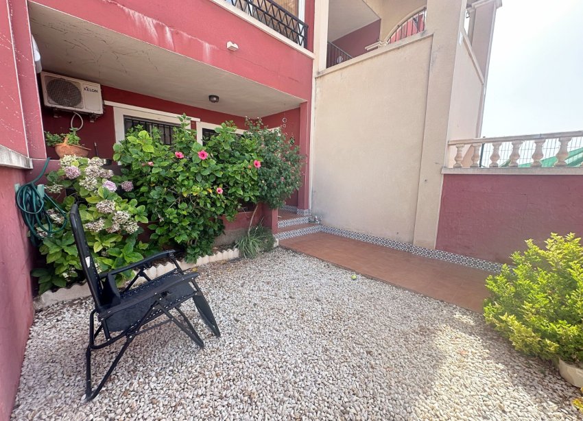 Resale - Bungalow - Torrevieja