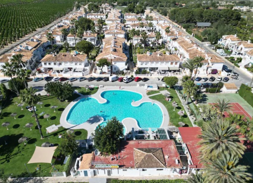 Resale - Bungalow - Torrevieja