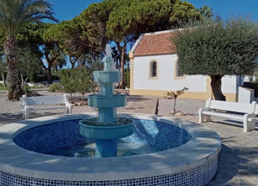 Resale - Bungalow - Torrevieja