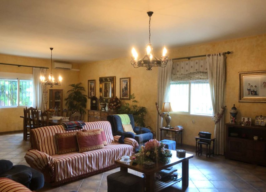 Resale - Casa o Chalet Independiente - Callosa De Segura