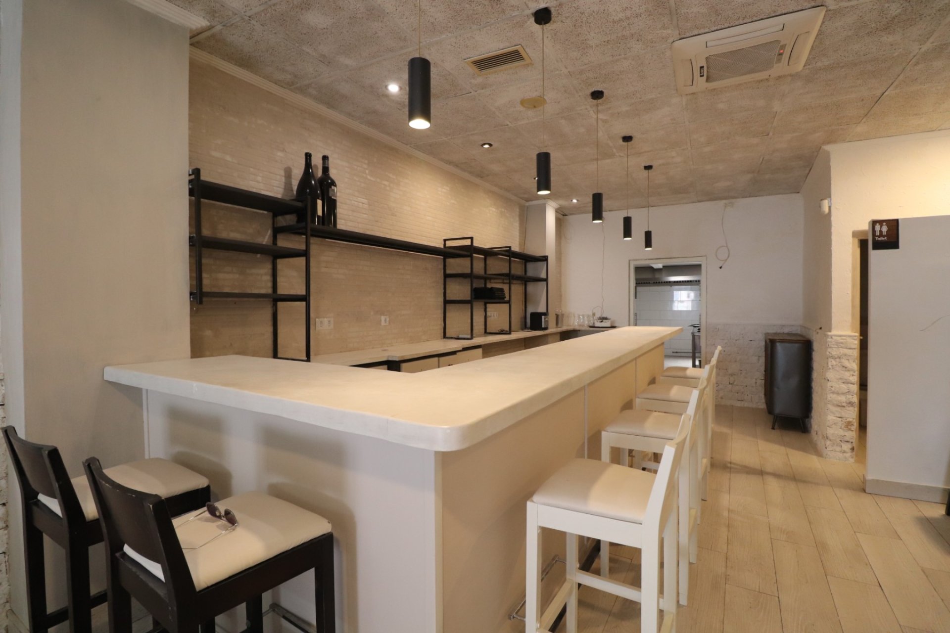 Resale - Commercial premises / Commercial unit / Retail space - Benijofar - Benijofar - Village