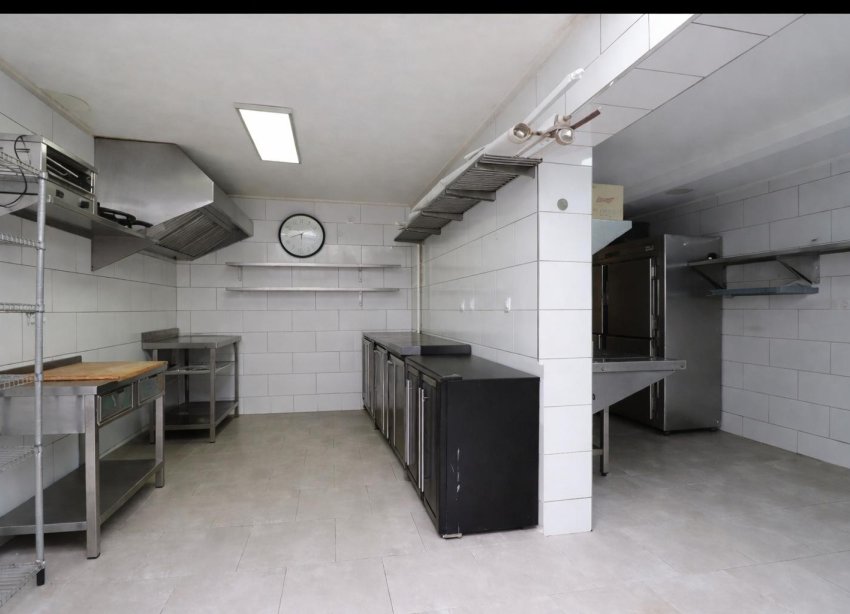 Resale - Commercial premises / Commercial unit / Retail space - Benijofar - Benijofar - Village