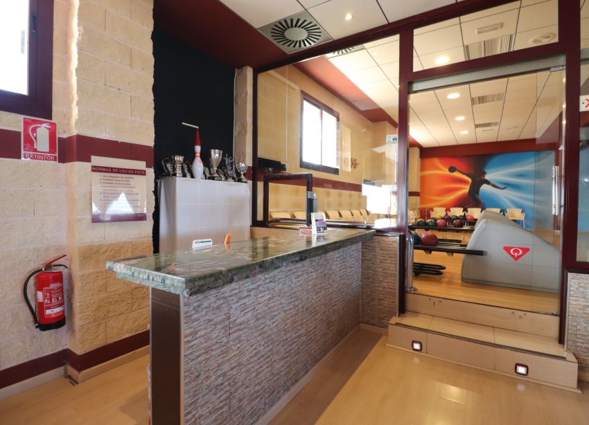 Resale - Commercial premises / Commercial unit / Retail space - Ciudad Quesada - Ciudad Quesada - Town