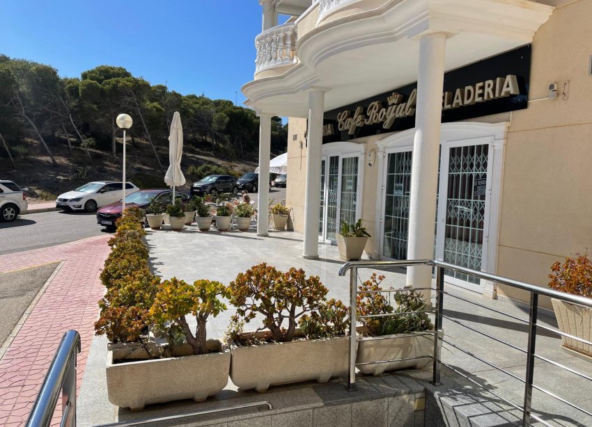 Resale - Commercial premises / Commercial unit / Retail space - Guardamar del Segura - Guardamar Playa