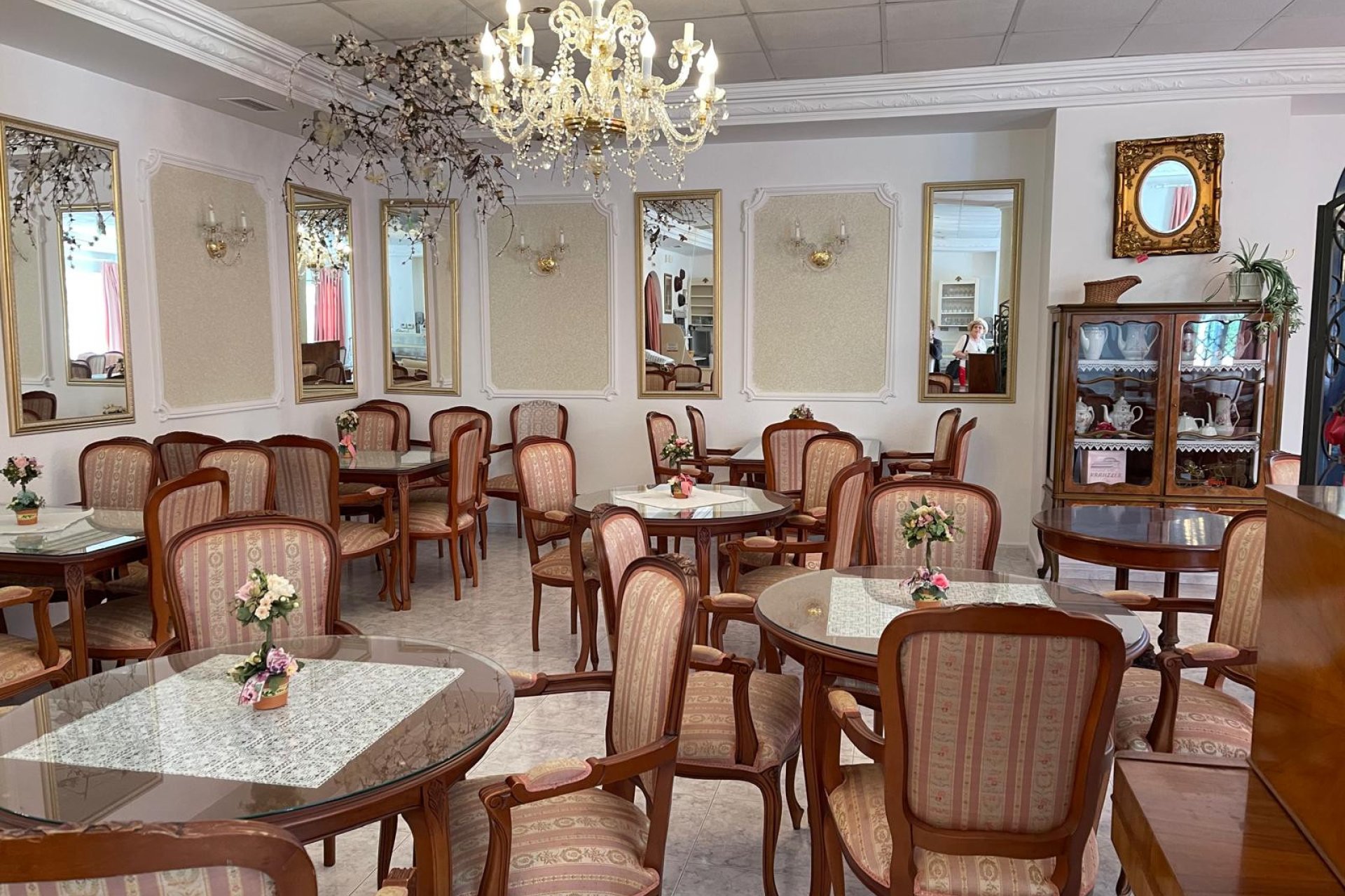 Resale - Commercial premises / Commercial unit / Retail space - Guardamar del Segura - Guardamar Playa