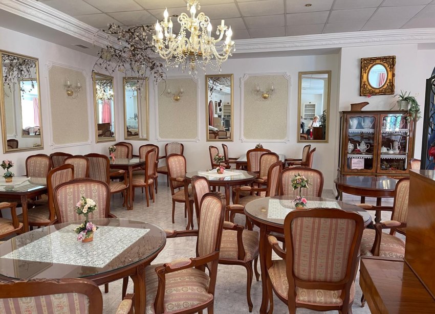 Resale - Commercial premises / Commercial unit / Retail space - Guardamar del Segura