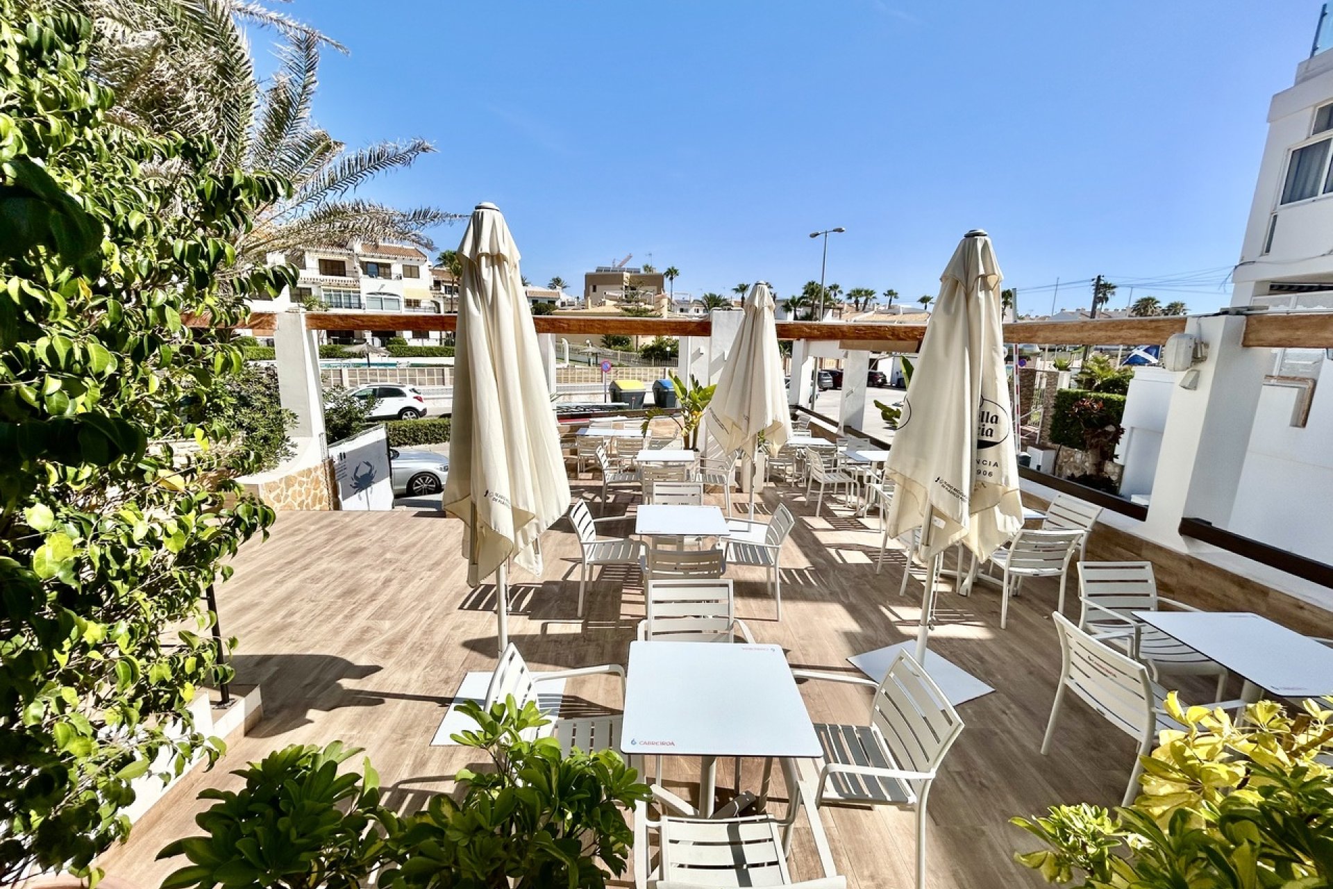 Resale - Commercial premises / Commercial unit / Retail space - Orihuela Costa - Cabo Roig