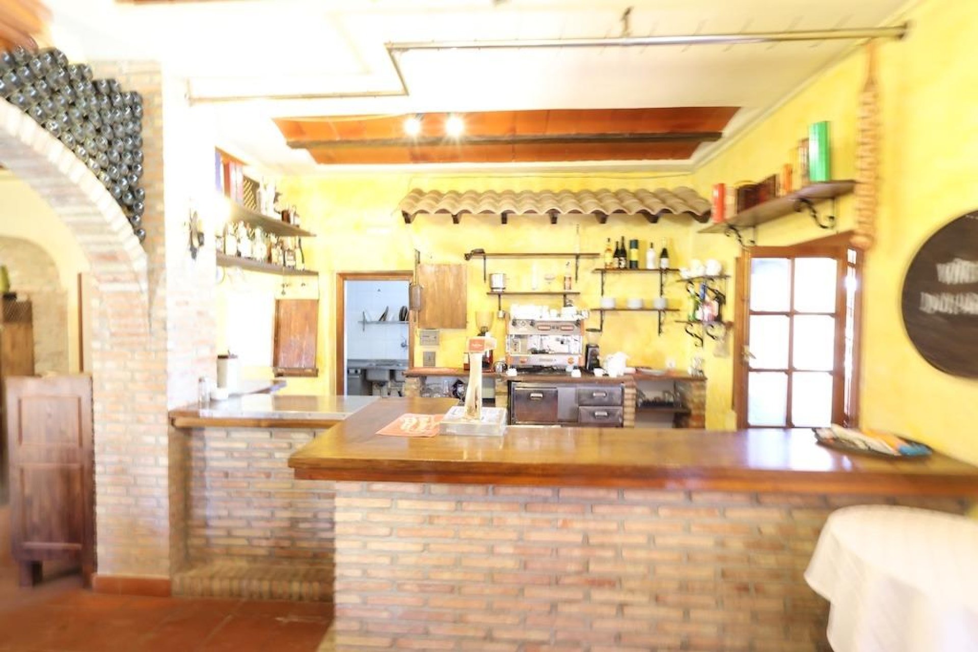 Resale - Commercial premises / Commercial unit / Retail space - Orihuela Costa - La Zenia