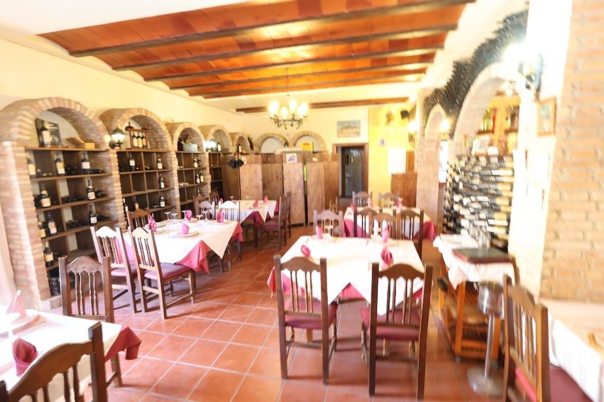 Resale - Commercial premises / Commercial unit / Retail space - Orihuela Costa - La Zenia