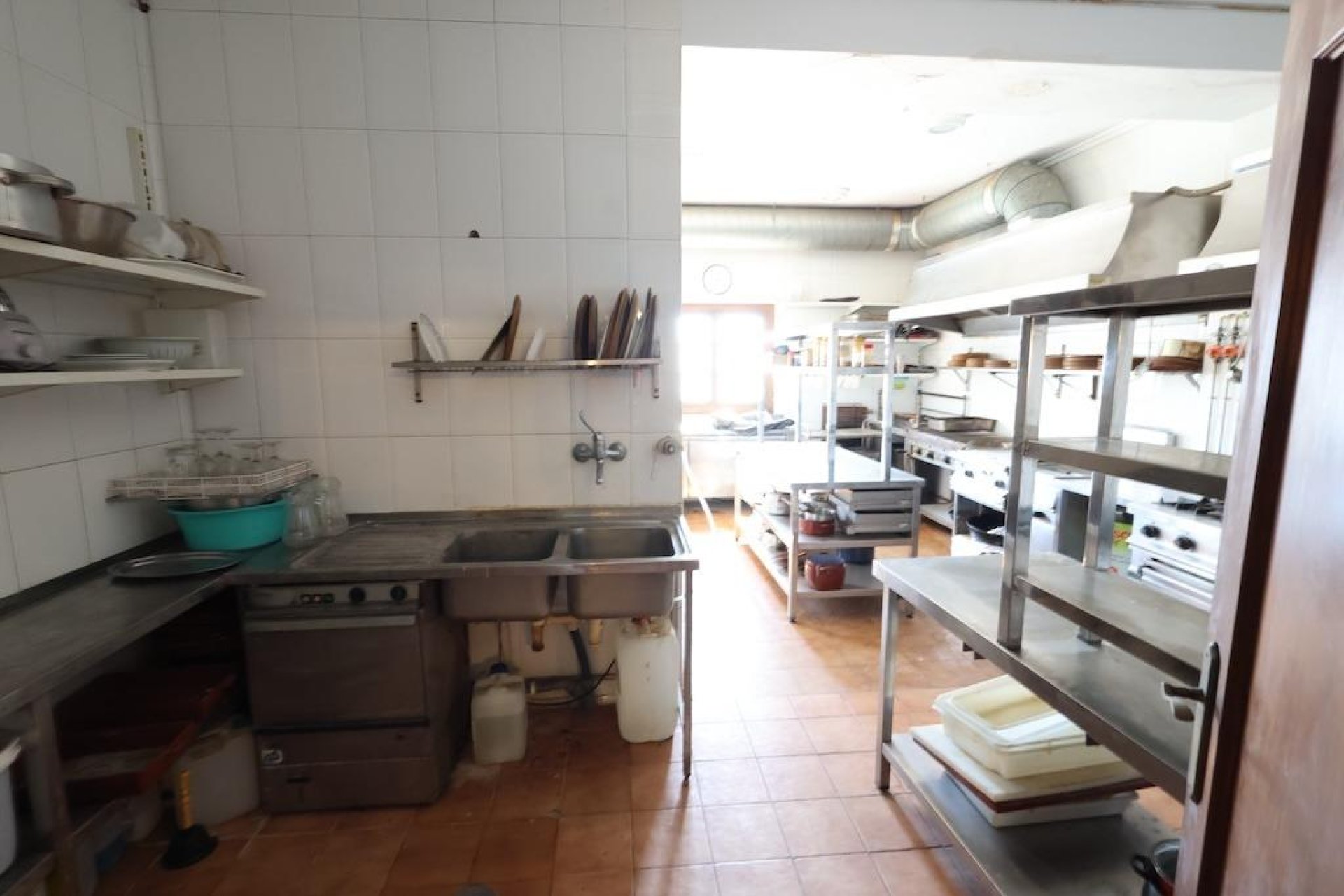 Resale - Commercial premises / Commercial unit / Retail space - Orihuela Costa - La Zenia