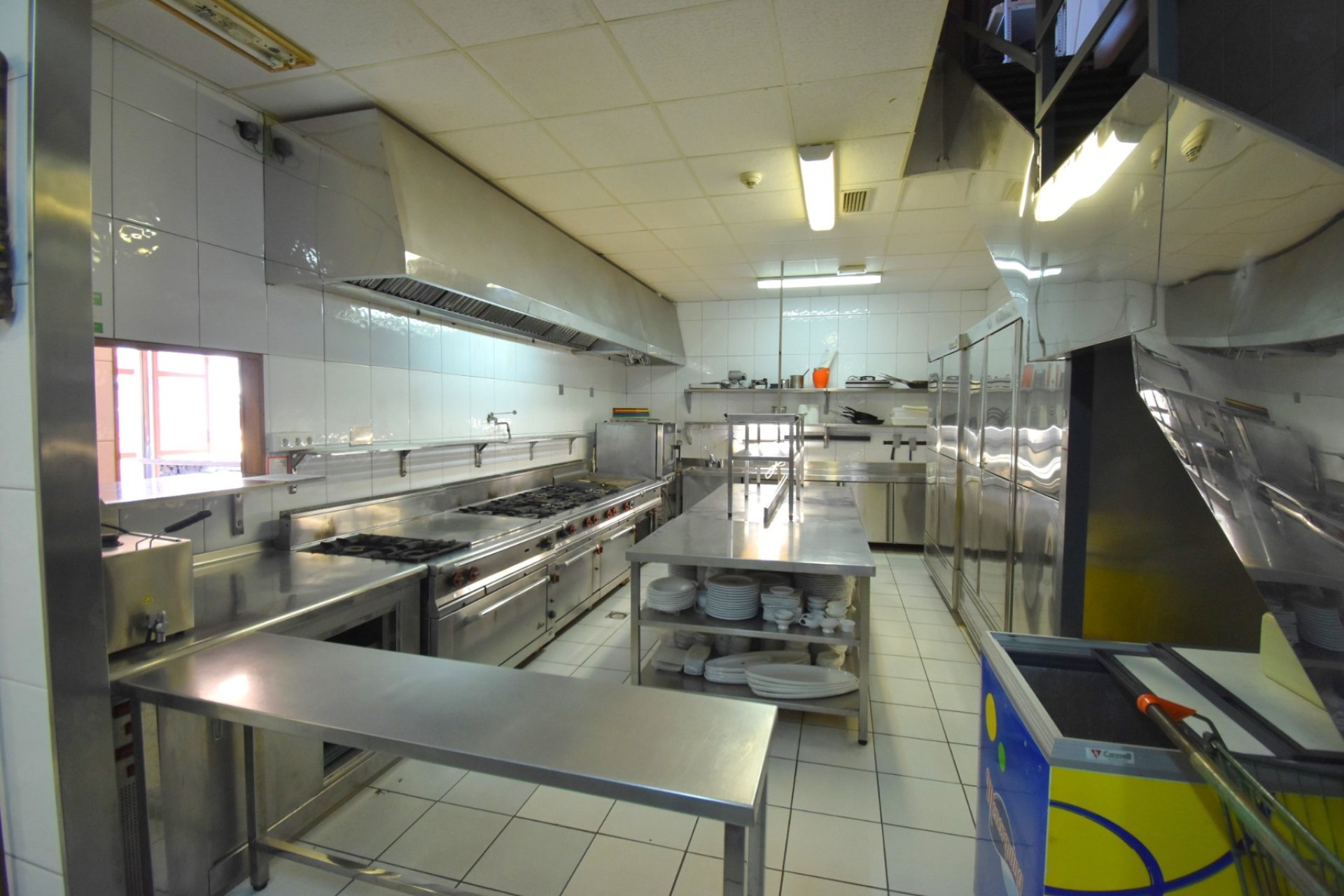 Resale - Commercial premises / Commercial unit / Retail space - Orihuela Costa - Los Dolses