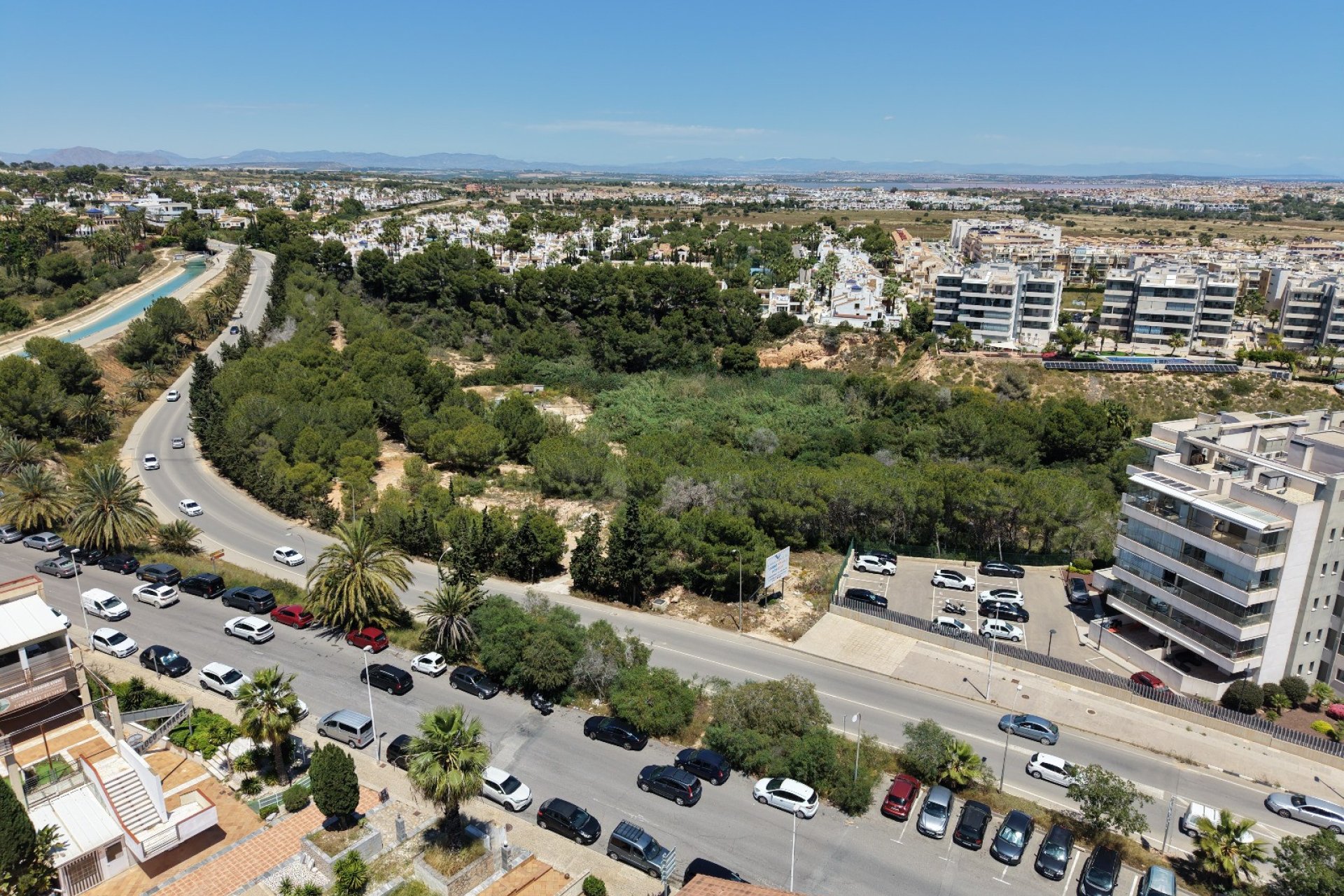 Resale - Commercial premises / Commercial unit / Retail space - Orihuela Costa - Los Dolses