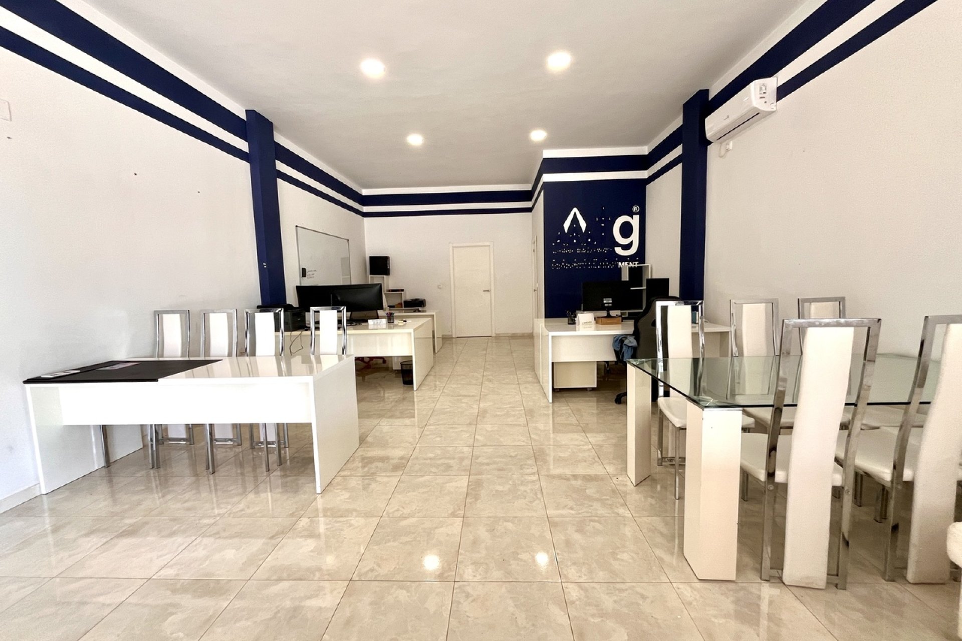 Resale - Commercial premises / Commercial unit / Retail space - Orihuela Costa - Playa Flamenca