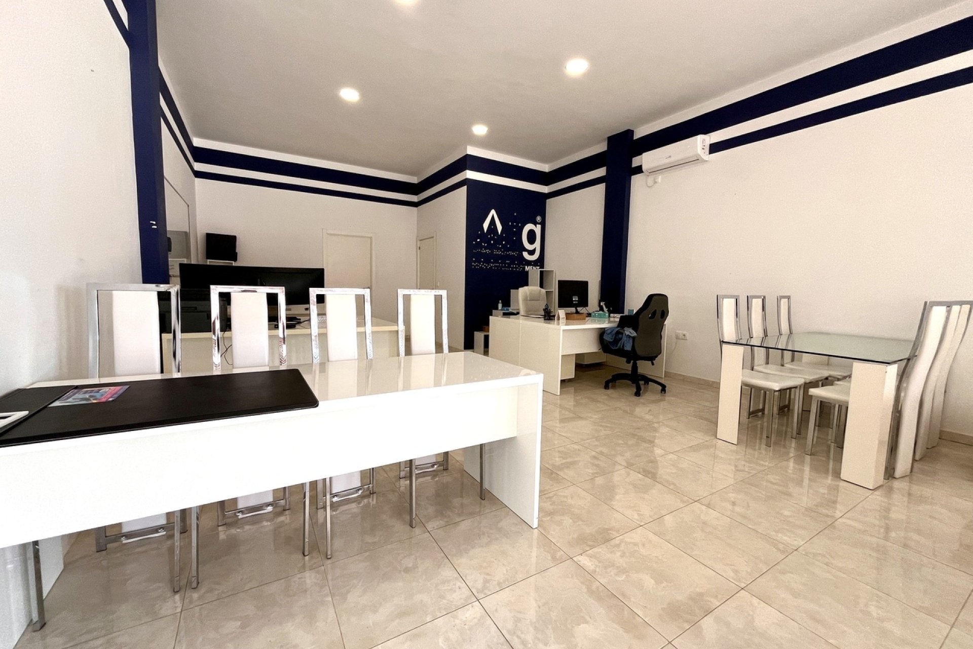 Resale - Commercial premises / Commercial unit / Retail space - Orihuela Costa - Playa Flamenca