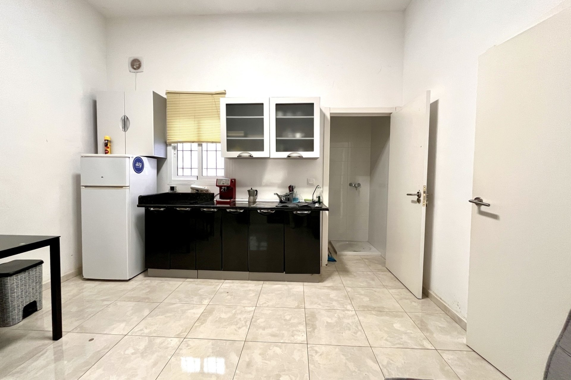 Resale - Commercial premises / Commercial unit / Retail space - Orihuela Costa - Playa Flamenca