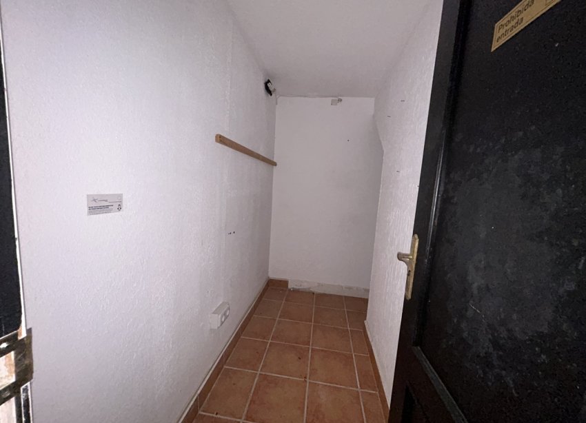 Resale - Commercial premises / Commercial unit / Retail space - Orihuela Costa - Villamartin