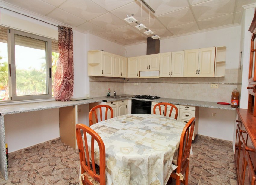 Resale - Commercial premises / Commercial unit / Retail space - Orihuela Costa - Villamartín