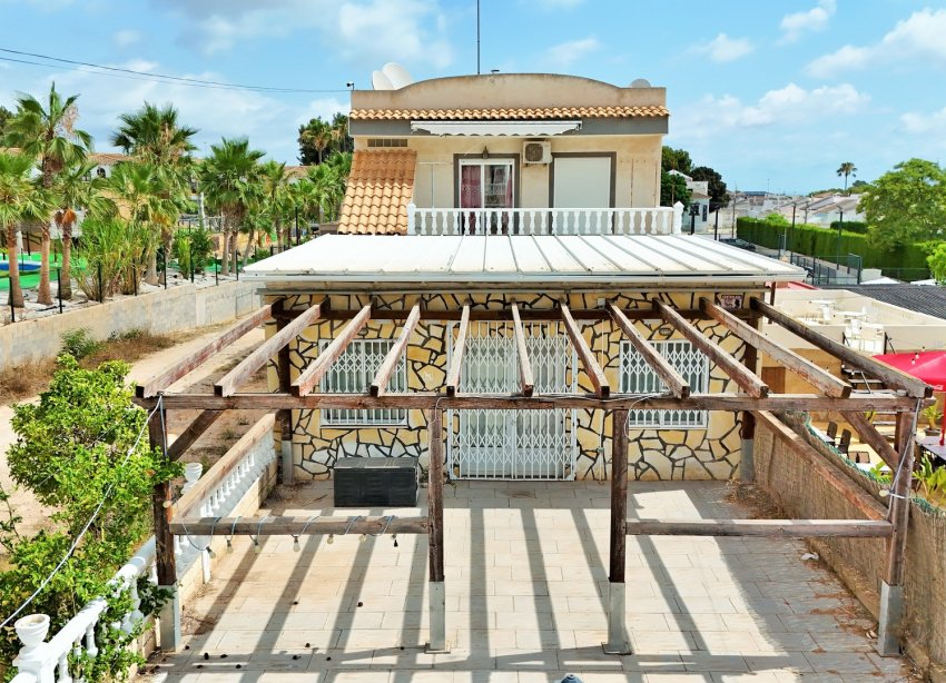 Resale - Commercial premises / Commercial unit / Retail space - Orihuela Costa - Villamartín