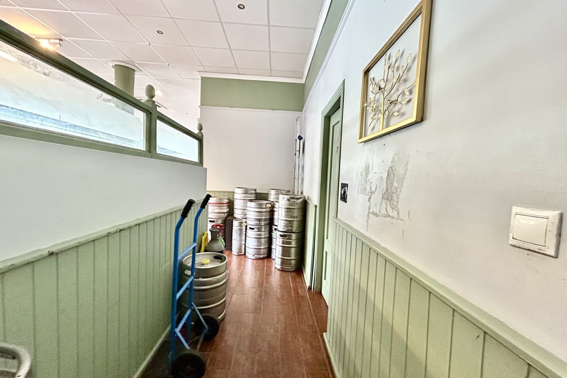 Resale - Commercial premises / Commercial unit / Retail space - Orihuela Costa - Villamartín