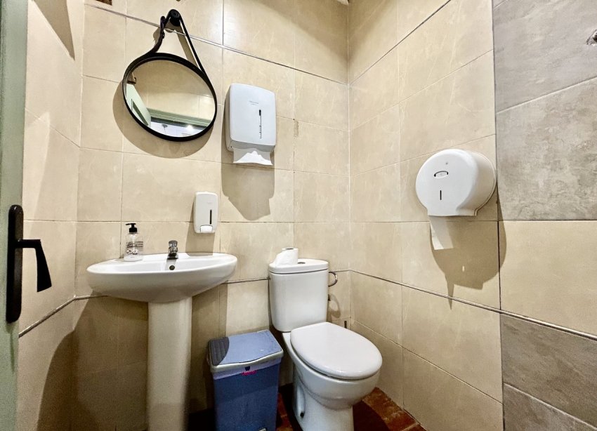 Resale - Commercial premises / Commercial unit / Retail space - Orihuela Costa - Villamartín