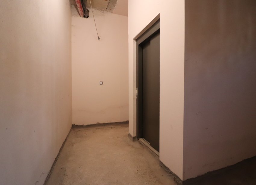 Resale - Commercial premises / Commercial unit / Retail space - Rojales - Rojales - Village