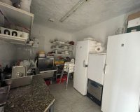 Resale - Commercial premises / Commercial unit / Retail space - Torrevieja - Comunidad valenciana
