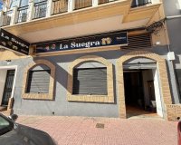 Resale - Commercial premises / Commercial unit / Retail space - Torrevieja - Estacion de autobuses