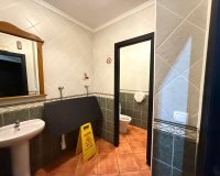 Resale - Commercial premises / Commercial unit / Retail space - Torrevieja - Estacion de autobuses