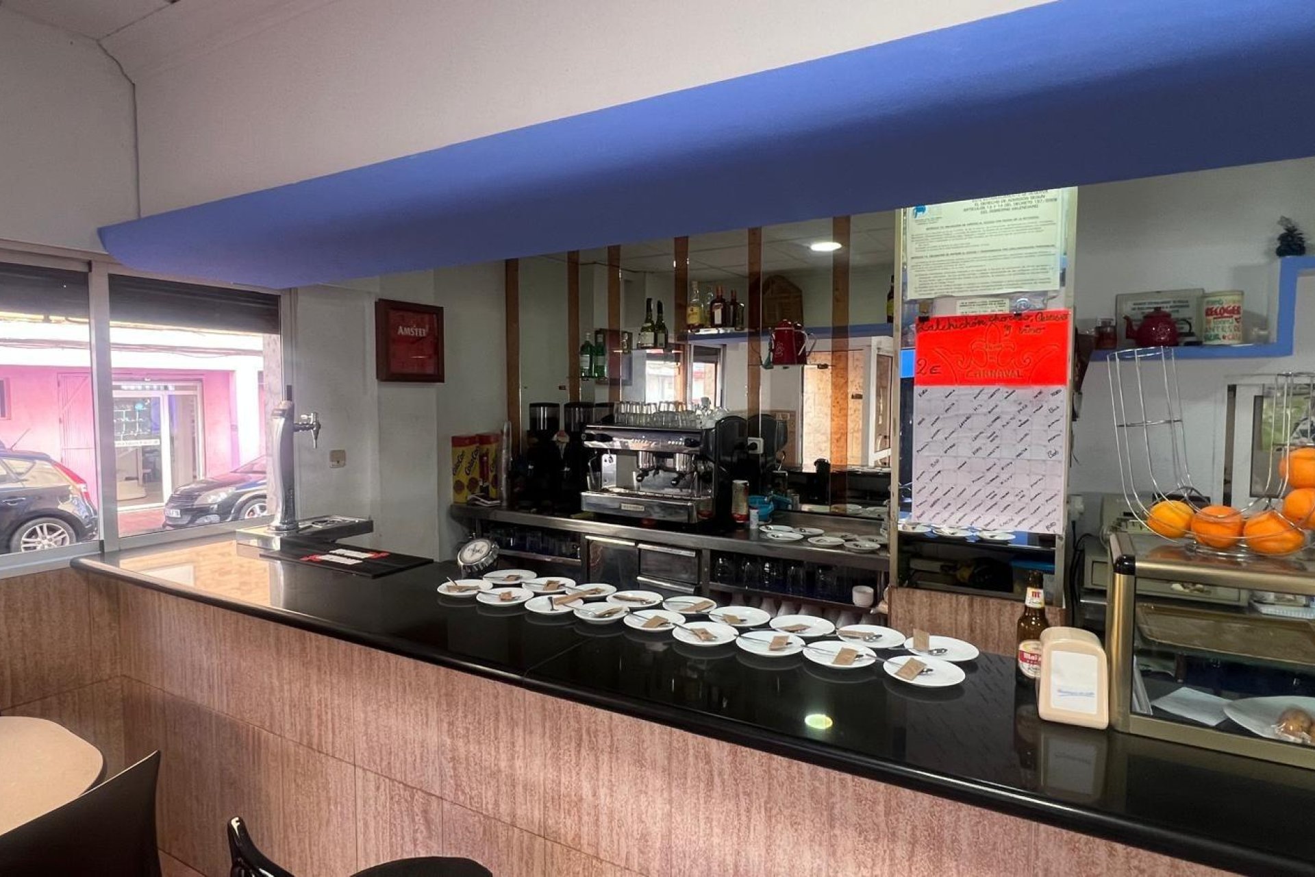 Resale - Commercial premises / Commercial unit / Retail space - Torrevieja - Estacion de autobuses