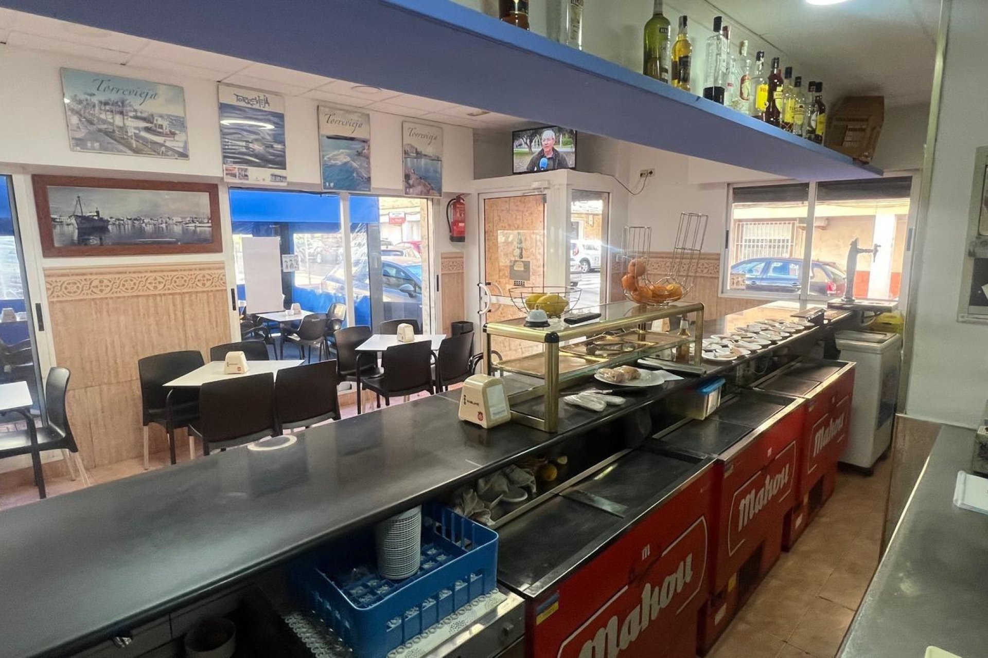 Resale - Commercial premises / Commercial unit / Retail space - Torrevieja - Estacion de autobuses