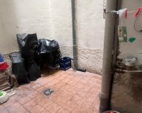 Resale - Commercial premises / Commercial unit / Retail space - Torrevieja - Estacion de autobuses