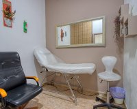 Resale - Commercial premises / Commercial unit / Retail space - Torrevieja - La Mata