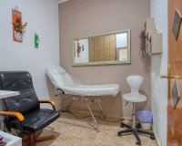 Resale - Commercial premises / Commercial unit / Retail space - Torrevieja - La Mata