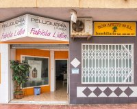 Resale - Commercial premises / Commercial unit / Retail space - Torrevieja - La Mata