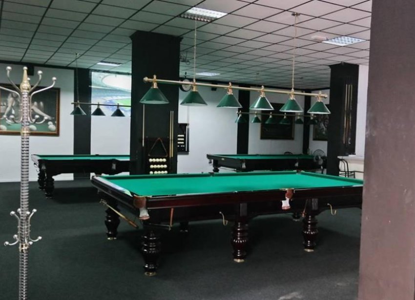 Resale - Commercial premises / Commercial unit / Retail space - Torrevieja - Playa del cura