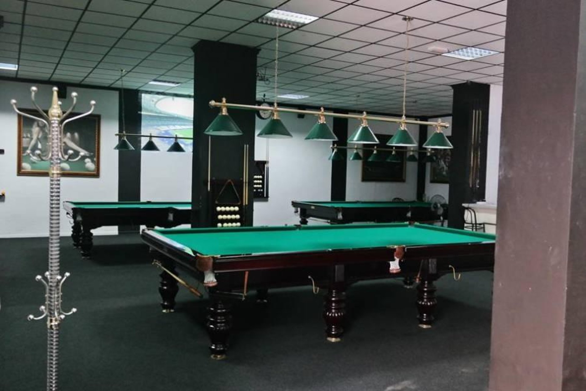 Resale - Commercial premises / Commercial unit / Retail space - Torrevieja - Playa del cura