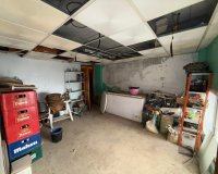 Resale - Commercial premises / Commercial unit / Retail space - Torrevieja - Playa del cura