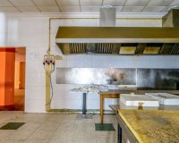 Resale - Commercial premises / Commercial unit / Retail space - Torrevieja