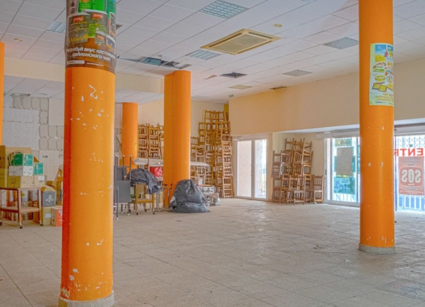 Resale - Commercial premises / Commercial unit / Retail space - Torrevieja