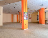 Resale - Commercial premises / Commercial unit / Retail space - Torrevieja