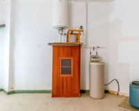 Resale - Commercial premises / Commercial unit / Retail space - Torrevieja