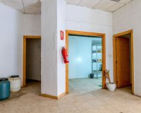 Resale - Commercial premises / Commercial unit / Retail space - Torrevieja