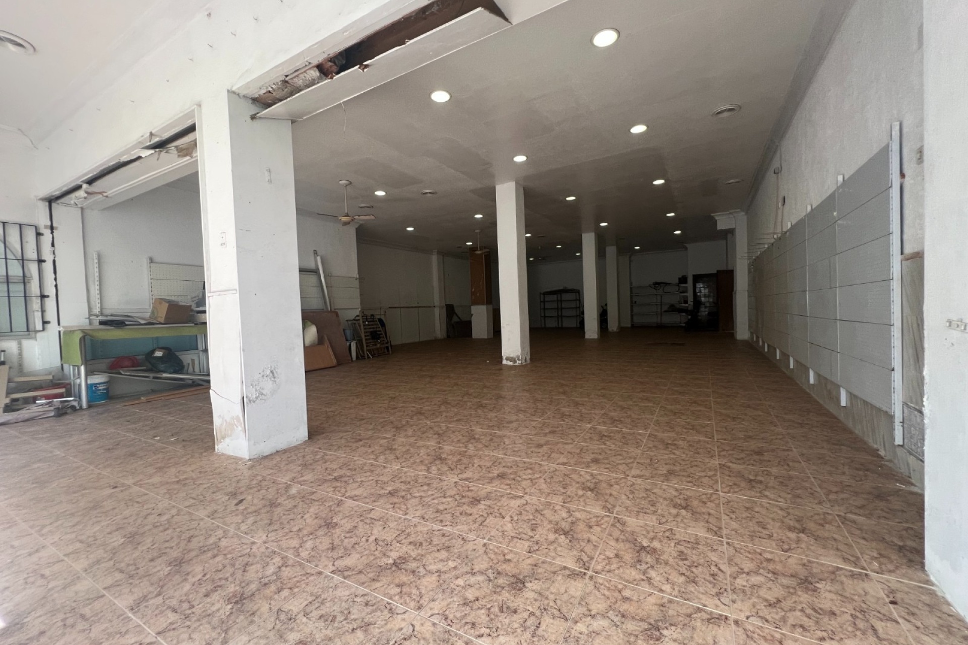 Resale - Commercial space - Guardamar del Segura - Cervantes