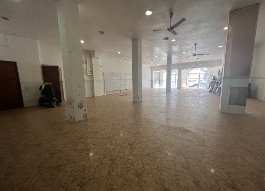 Resale - Commercial space - Guardamar del Segura - Cervantes