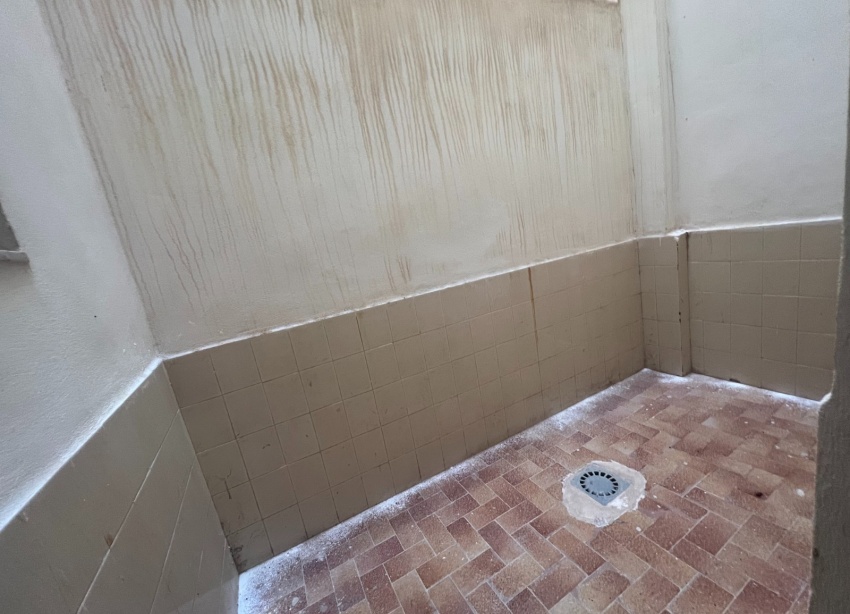 Resale - Commercial space - Guardamar del Segura - Cervantes
