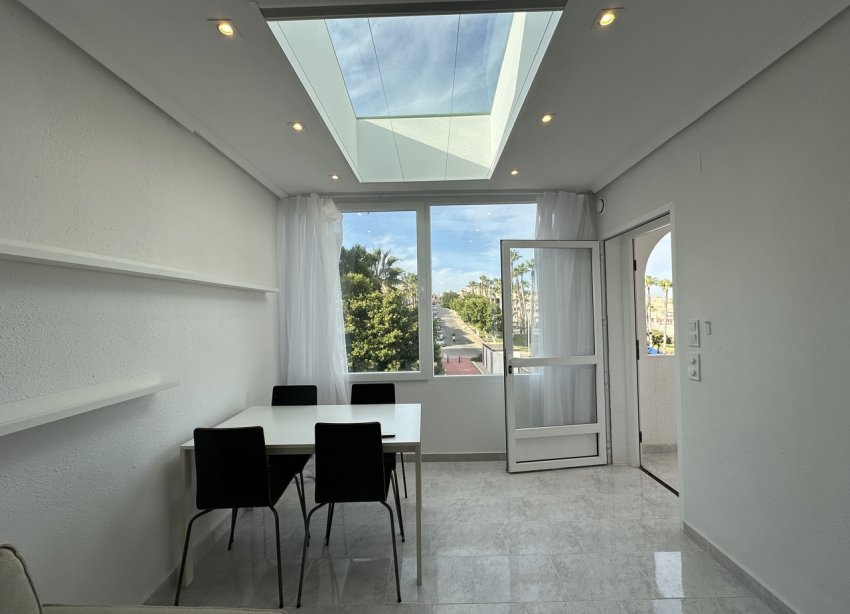 Resale - Duplex / Two-storey apartment - La Mata