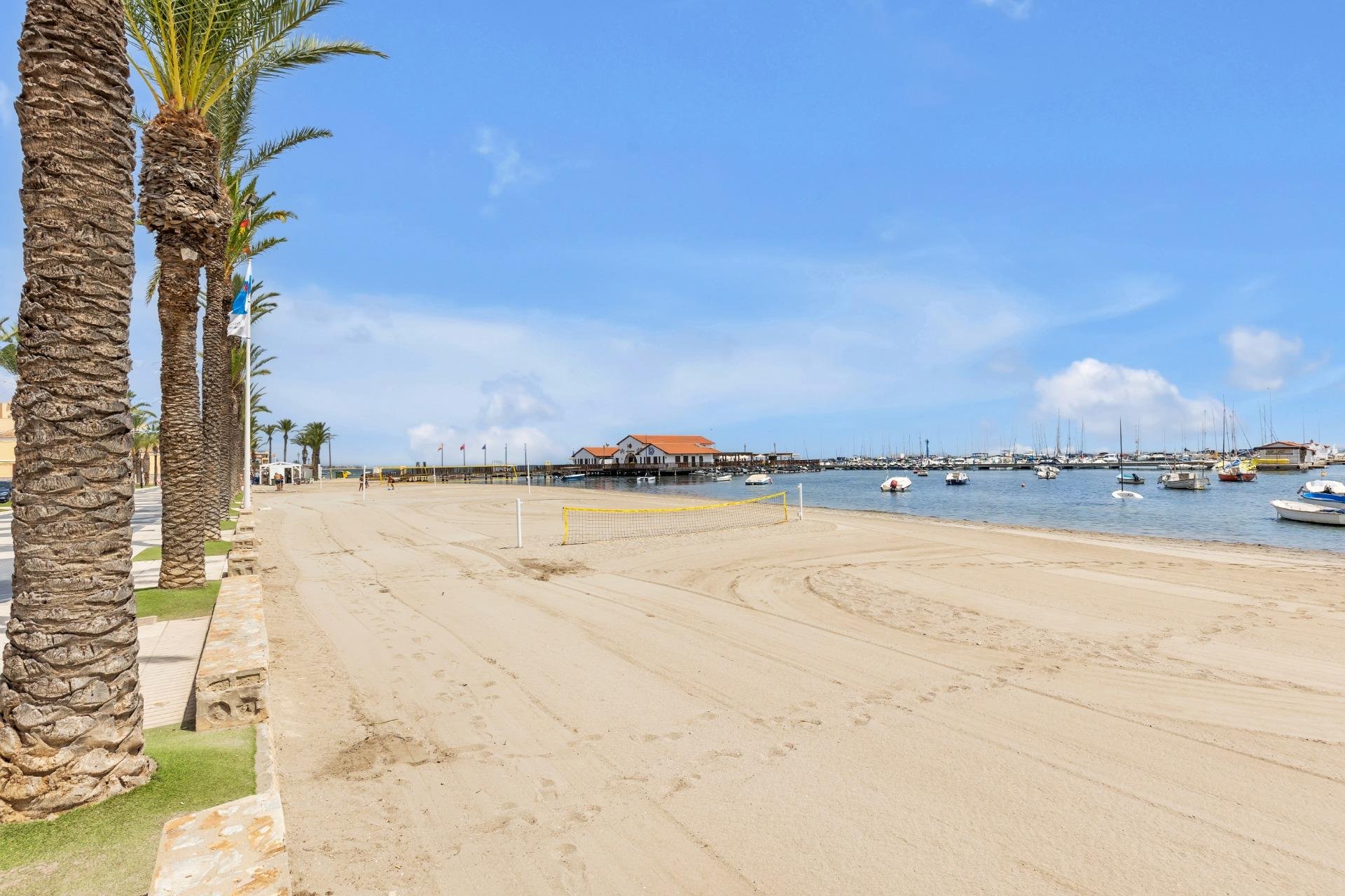 Resale - Duplex / Two-storey apartment - Los Alcazares - Centro