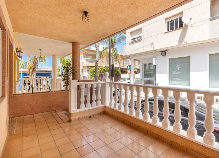 Resale - Duplex / Two-storey apartment - Los Alcazares - Centro