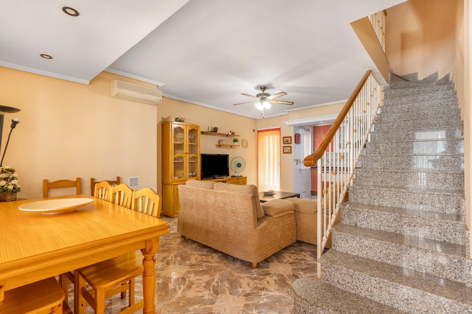 Resale - Duplex / Two-storey apartment - Los Alcazares - Centro