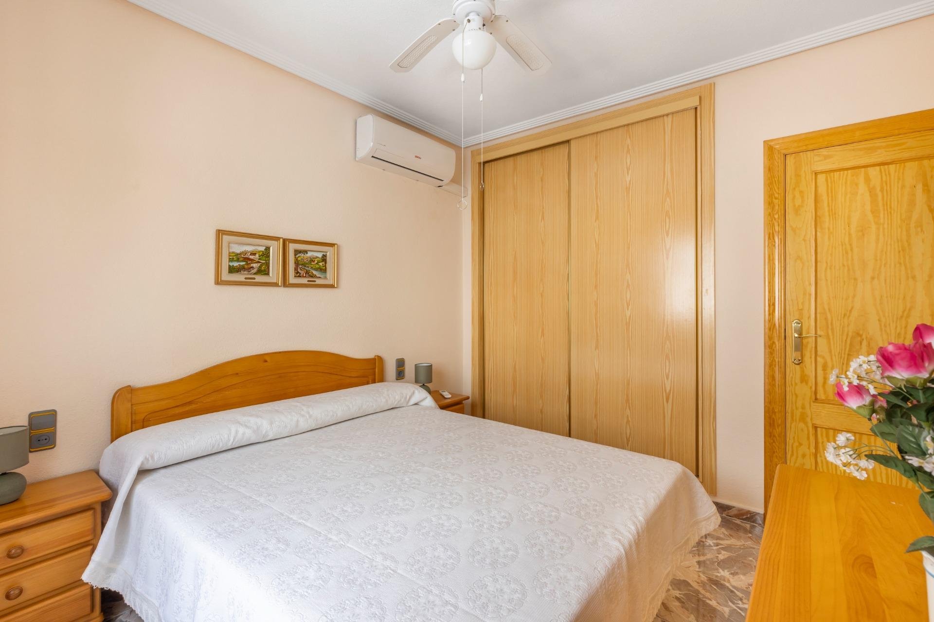 Resale - Duplex / Two-storey apartment - Los Alcazares - Centro